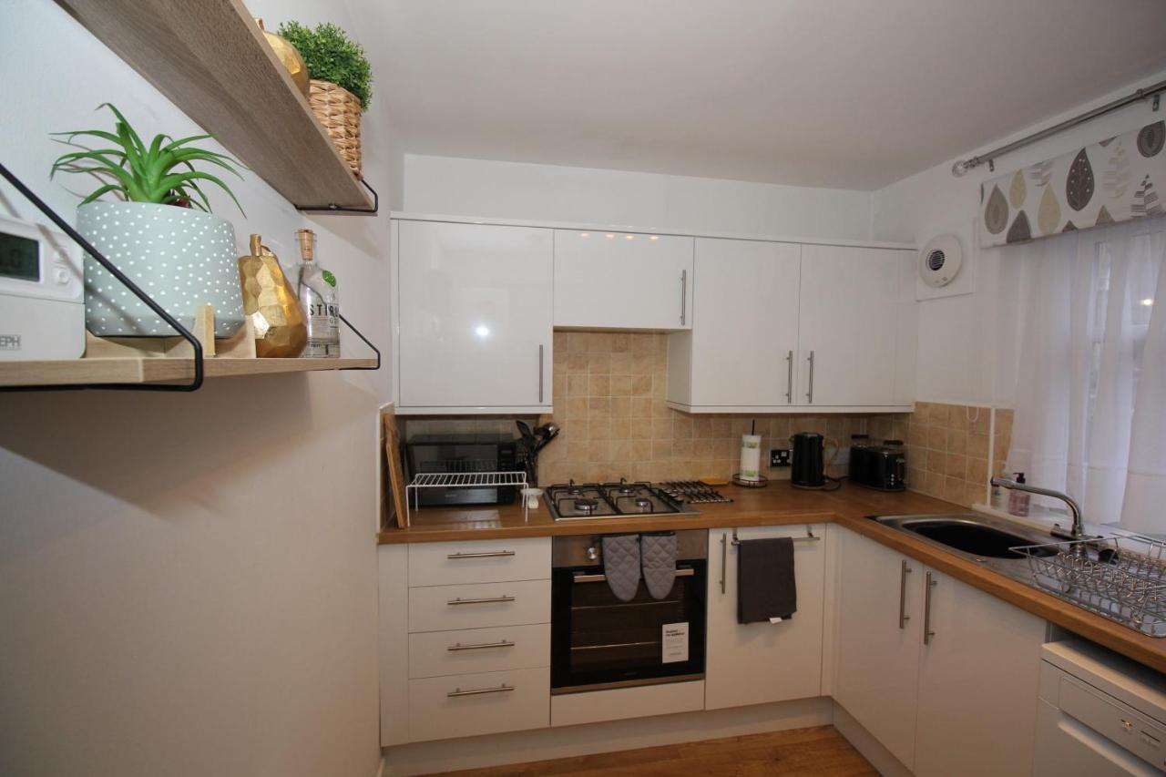 סטירלינג Historic Old Town 2 Bed Ground Floor Apartment מראה חיצוני תמונה